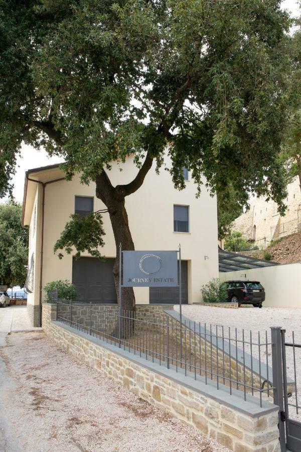 The Loft Apartman Monte del Lago Kültér fotó