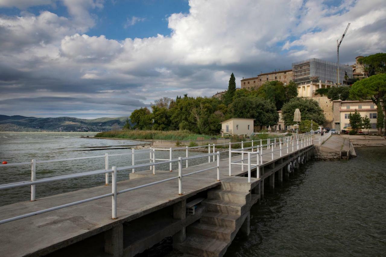The Loft Apartman Monte del Lago Kültér fotó